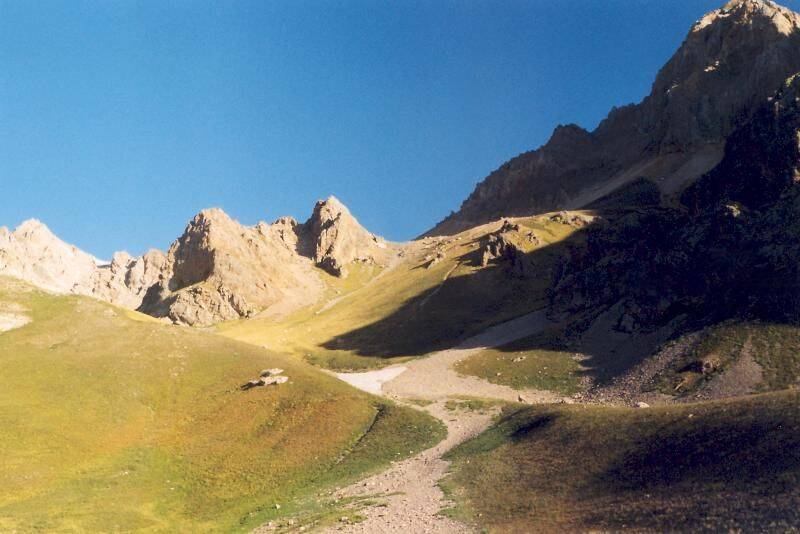 img000004e0.jpg